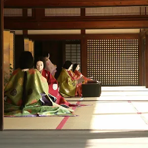 Rinn Sanjo Takakura（鈴 三条高倉) 京都市